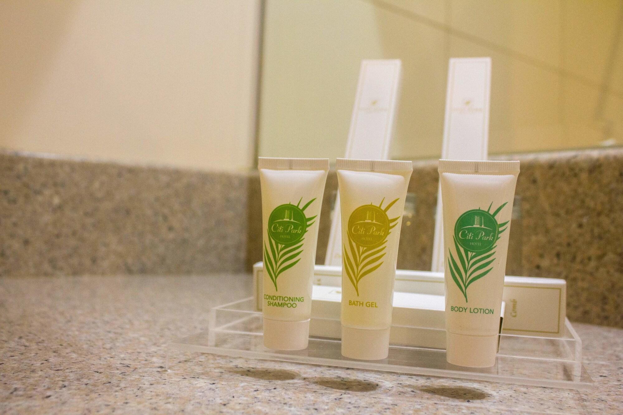 Citi Park Hotel Cebu Powered By Cocotel Exteriör bild