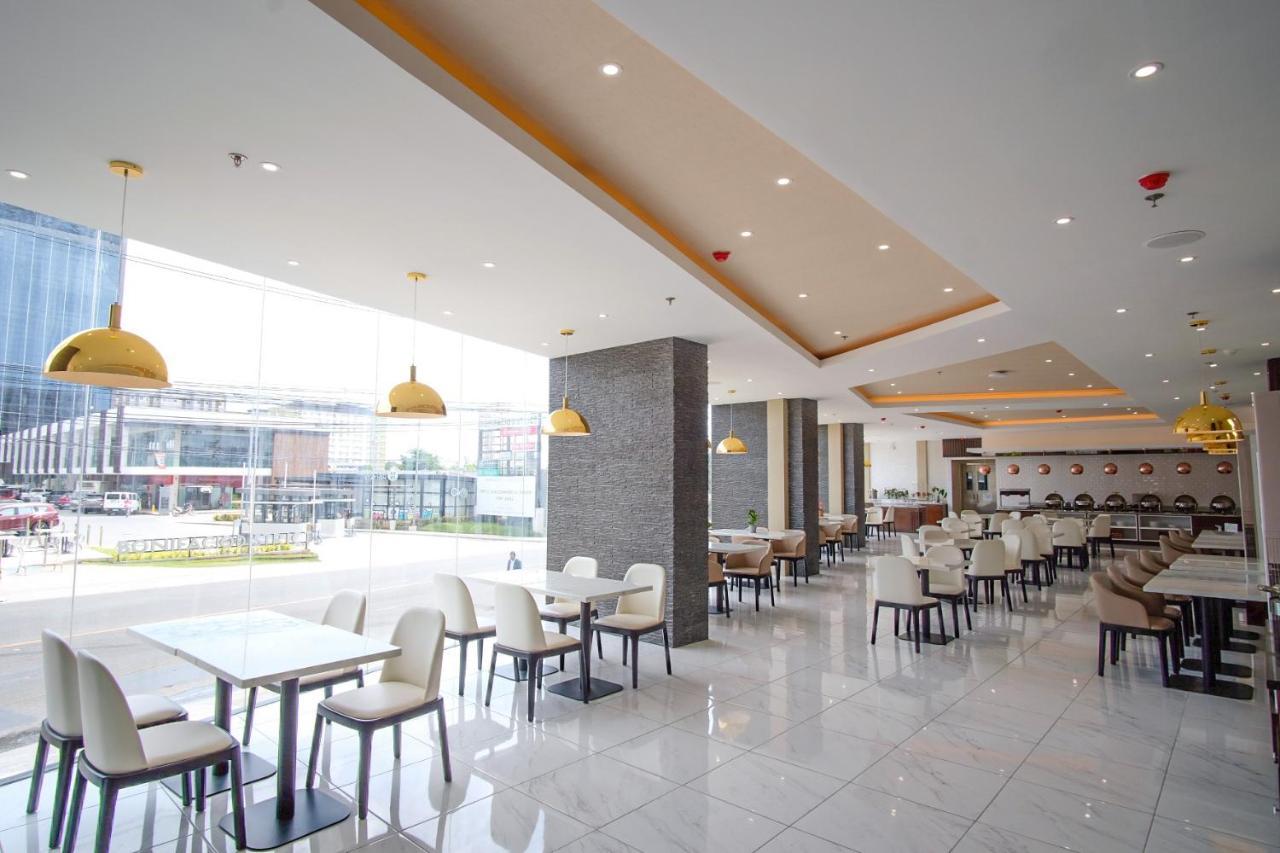 Citi Park Hotel Cebu Powered By Cocotel Exteriör bild