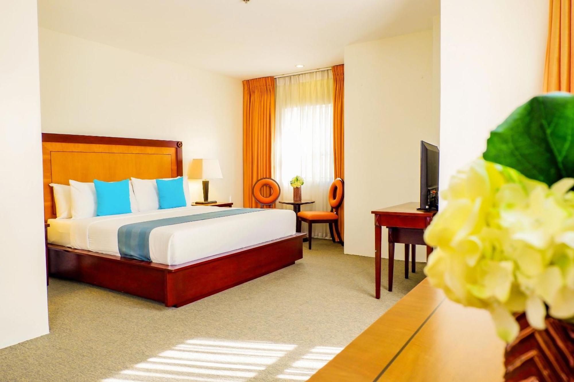 Citi Park Hotel Cebu Powered By Cocotel Exteriör bild