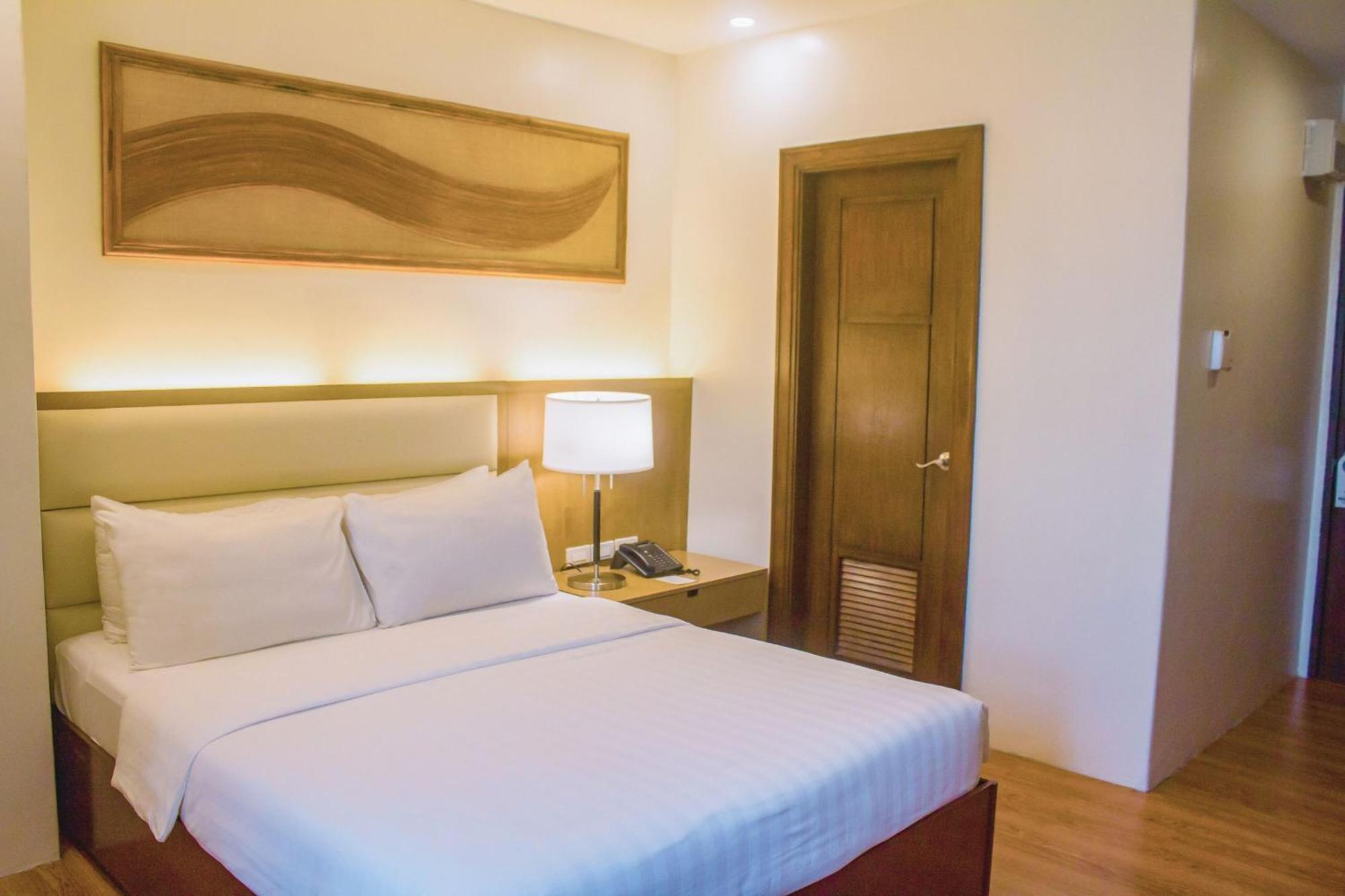 Citi Park Hotel Cebu Powered By Cocotel Exteriör bild