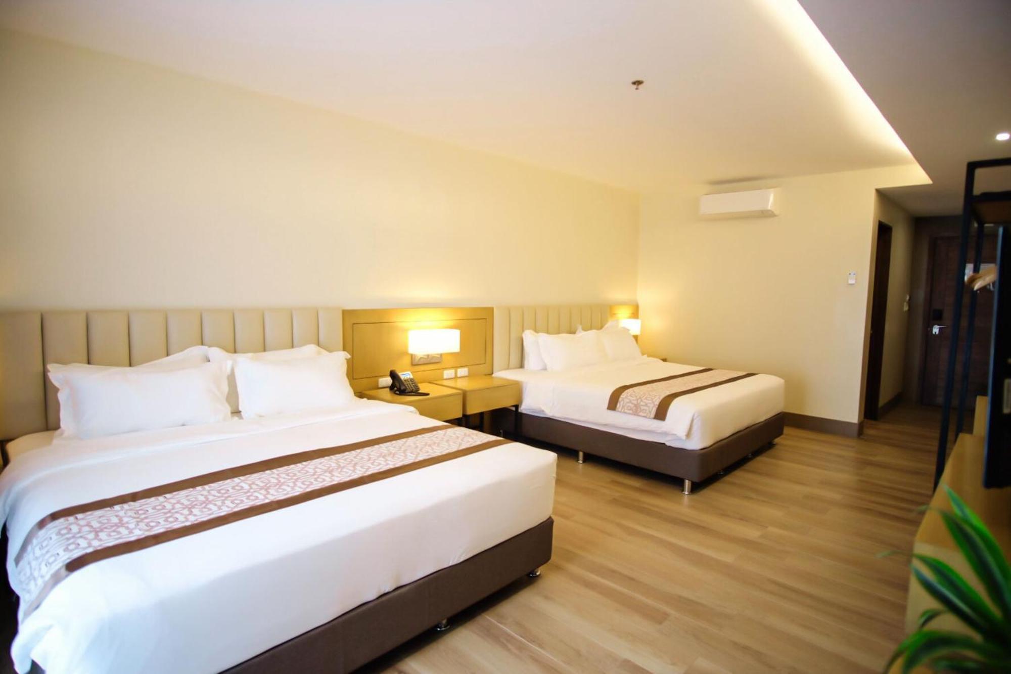 Citi Park Hotel Cebu Powered By Cocotel Exteriör bild