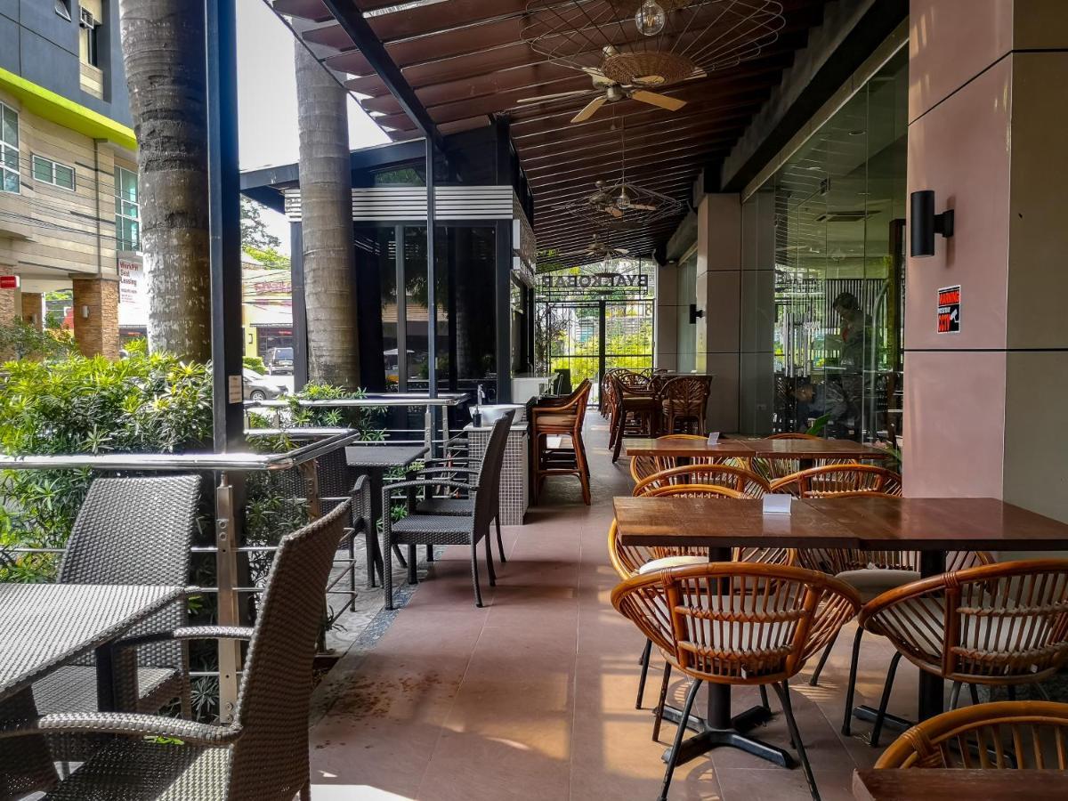 Citi Park Hotel Cebu Powered By Cocotel Exteriör bild